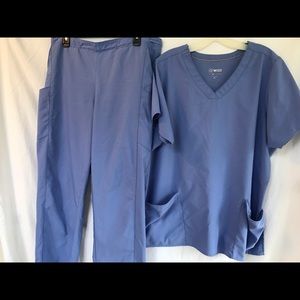 Wonder wink Ciel blue scrubs xl
